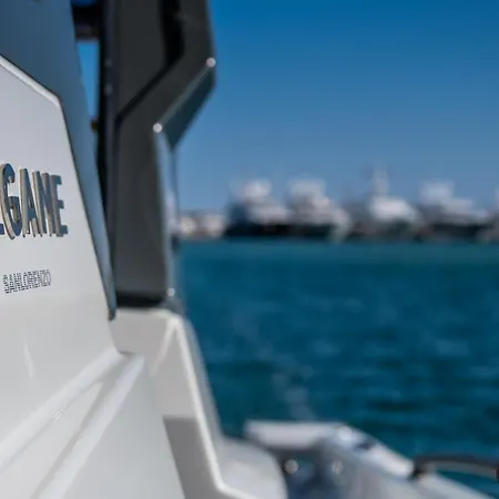 Botel Yaloou Exclusive Yachting & More Bluegame 42 *